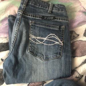 Light wash cowgirl tuff jeans